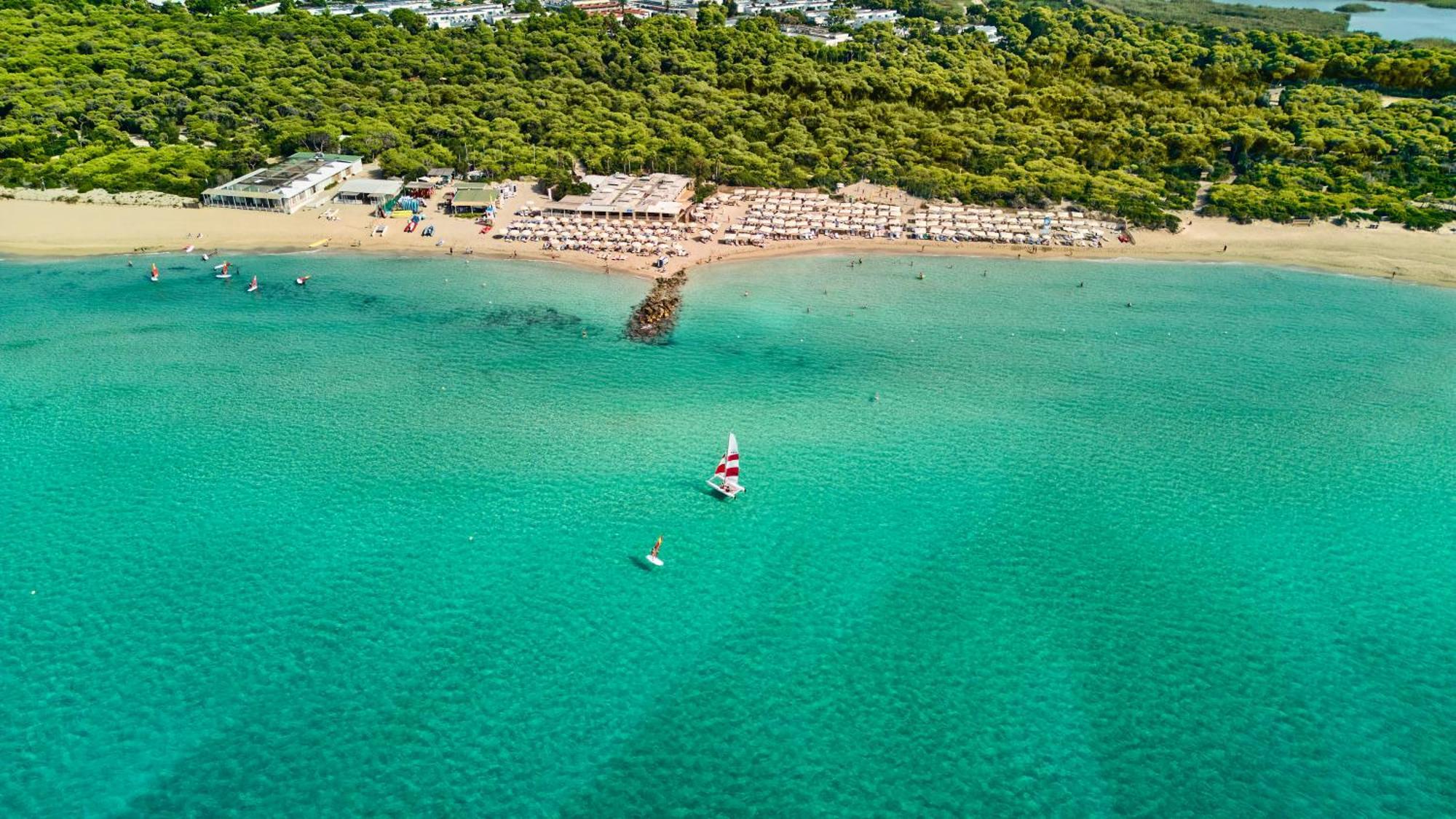 Robinson Apulia Hotel Ugento Bagian luar foto
